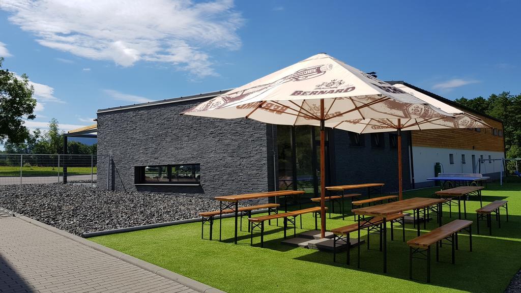 Ydykseb Hotel Frýdlant nad Ostravicí Екстериор снимка